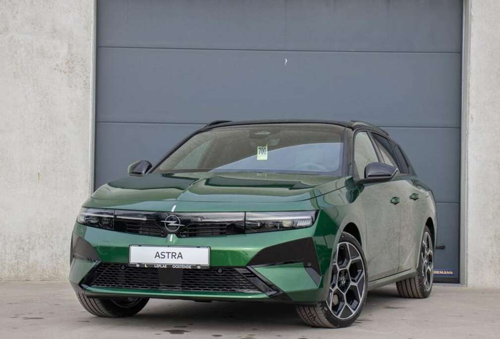 Opel ST FACELIFT 1.6 PHEV 196PKULTIMATENIEUW STOCK