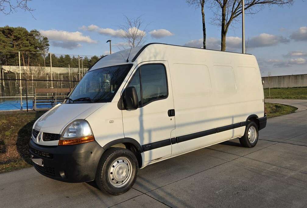 Renault 2.5 dCi 120 L3h3