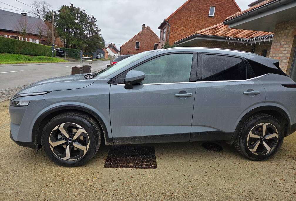 Nissan Qashqai 1.3 DIG-T MHEV N-Connecta
