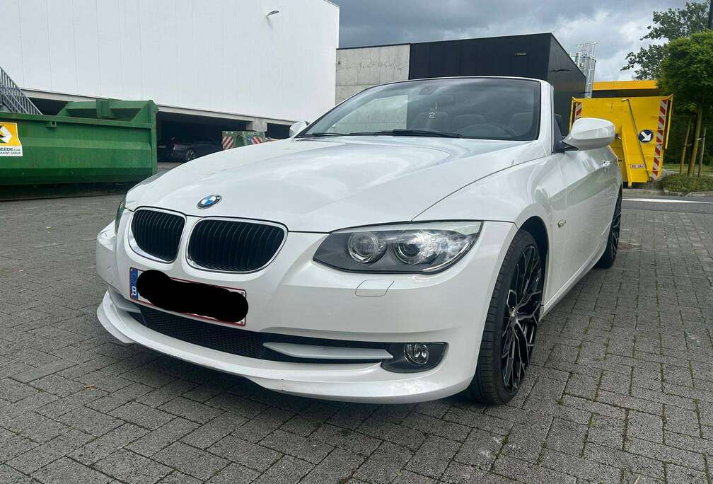 BMW LCI Cabriolet 320i