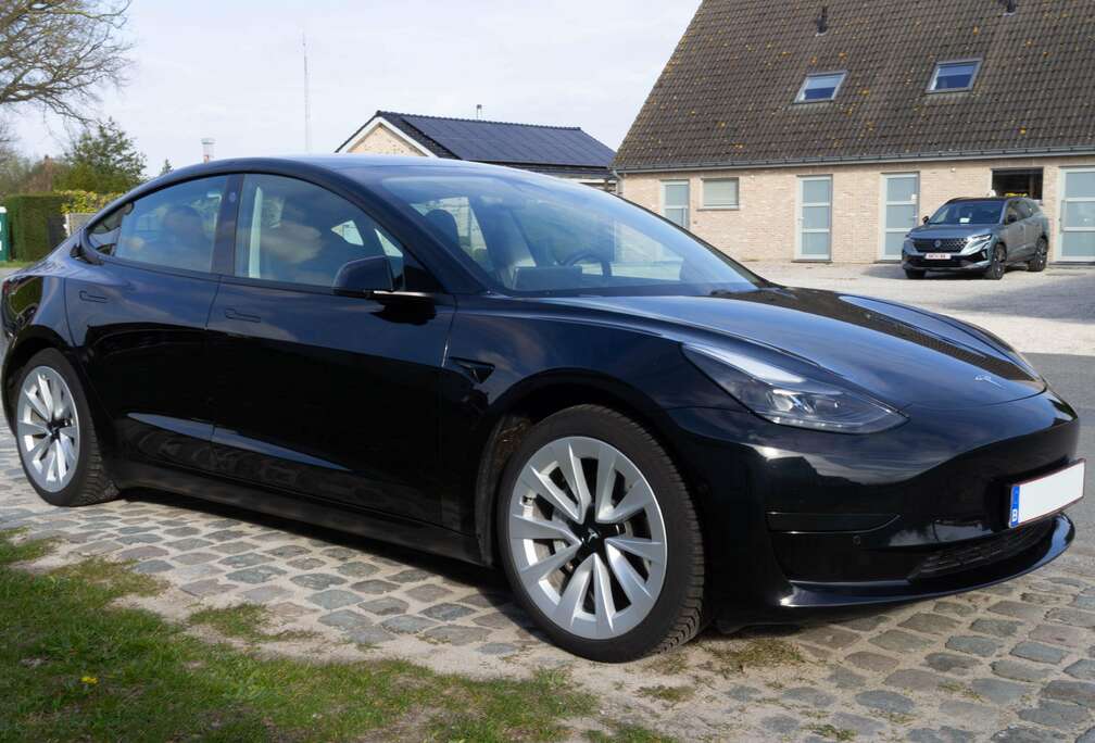 Tesla Model 3 55 kWh Standard Plus