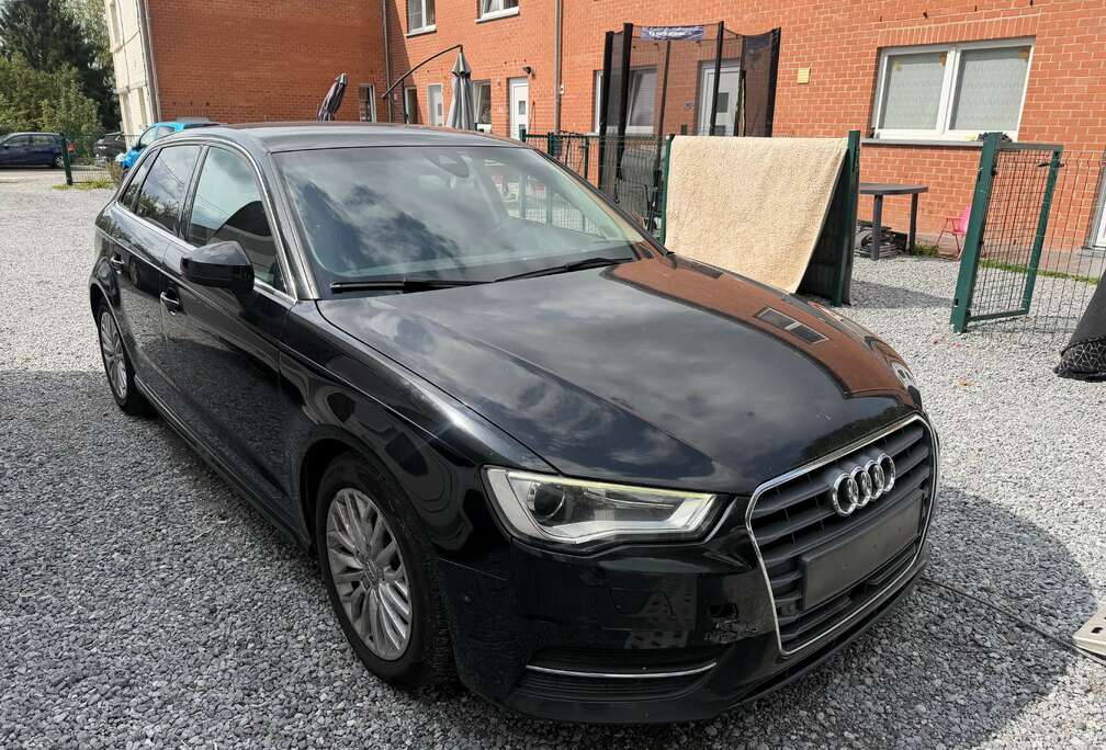 Audi A3 1.6 TDi Ambition xénon cuir euro 6b