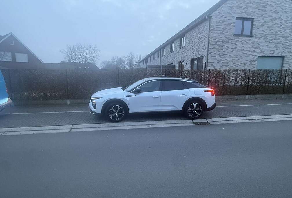 Citroen C5 X 1.6 Turbo PHEV Shine Pack (165 kW/224 PK) , Plug-in Hybrid/Massagestoelen