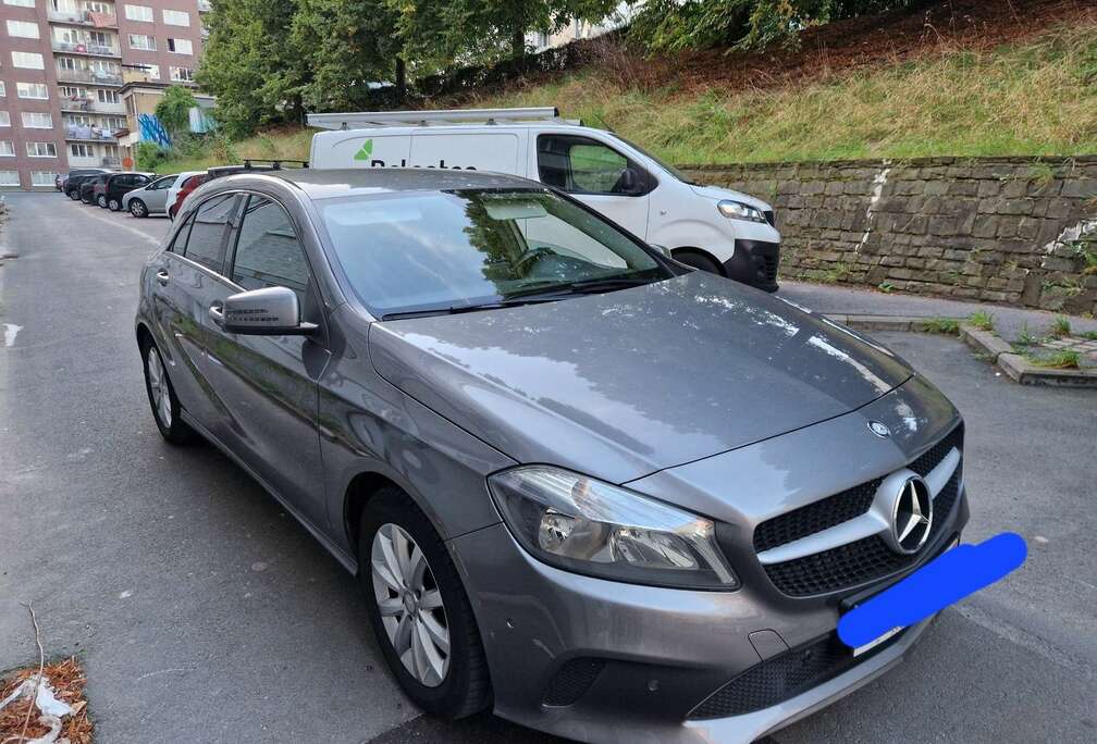 Mercedes-Benz sportive et spéciale