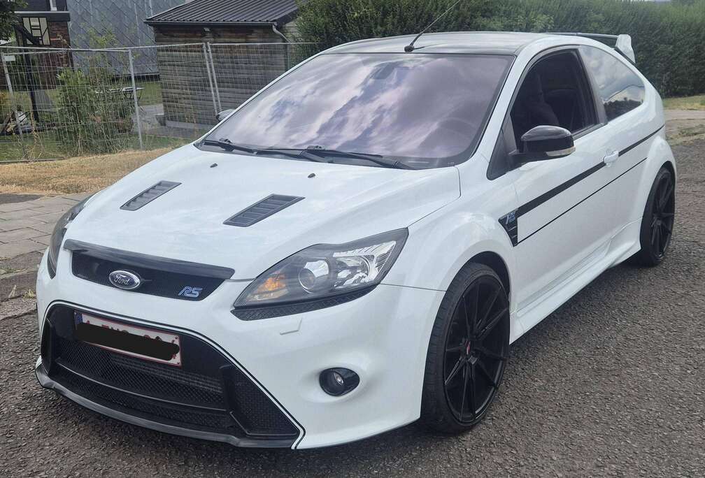 Ford Focus RS 2.5 Turbo