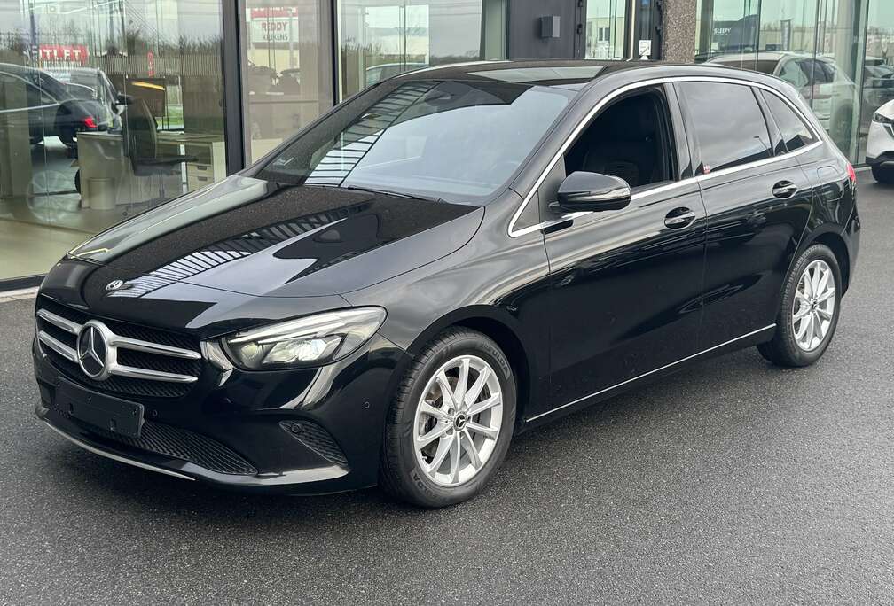 Mercedes-Benz d Progressive - 115 PK **AUTOMAAT**  GPS + CAMERA