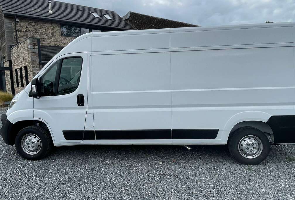 Opel 2.2 Turbo D L3H2 Heavy S/S (EU6.4) Véhicule neuf immatriculé par Opel Belgique Prix TVAC