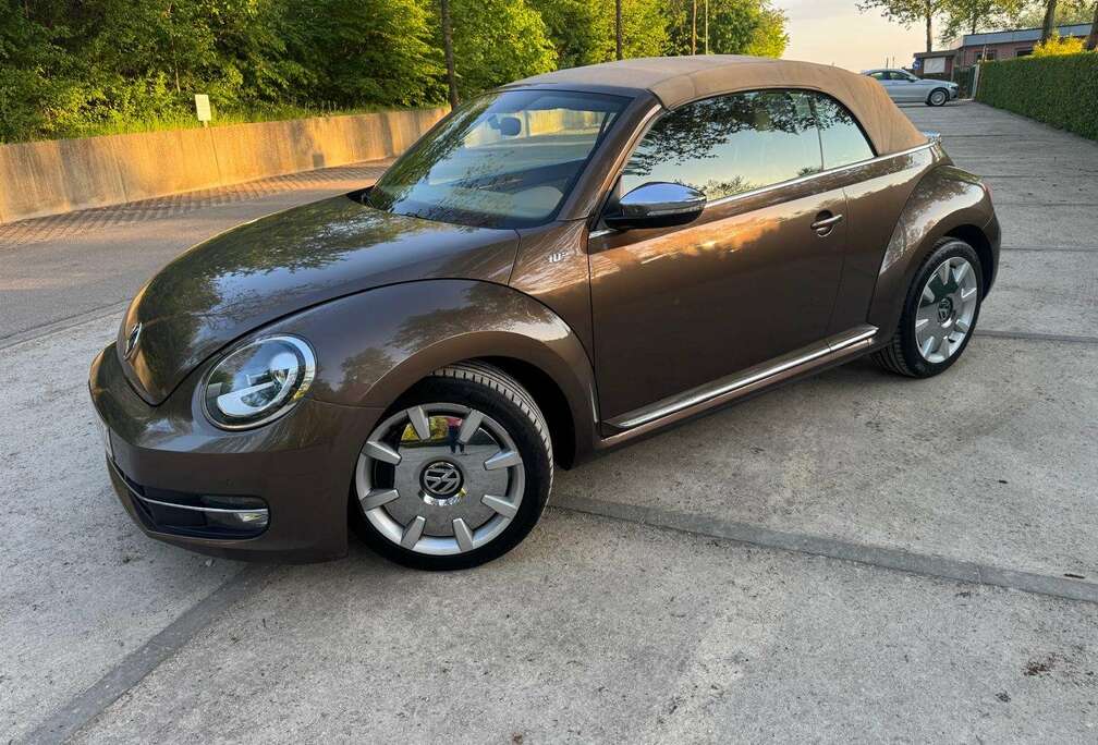 Volkswagen Cabriolet 2.0 CR TDi Sport