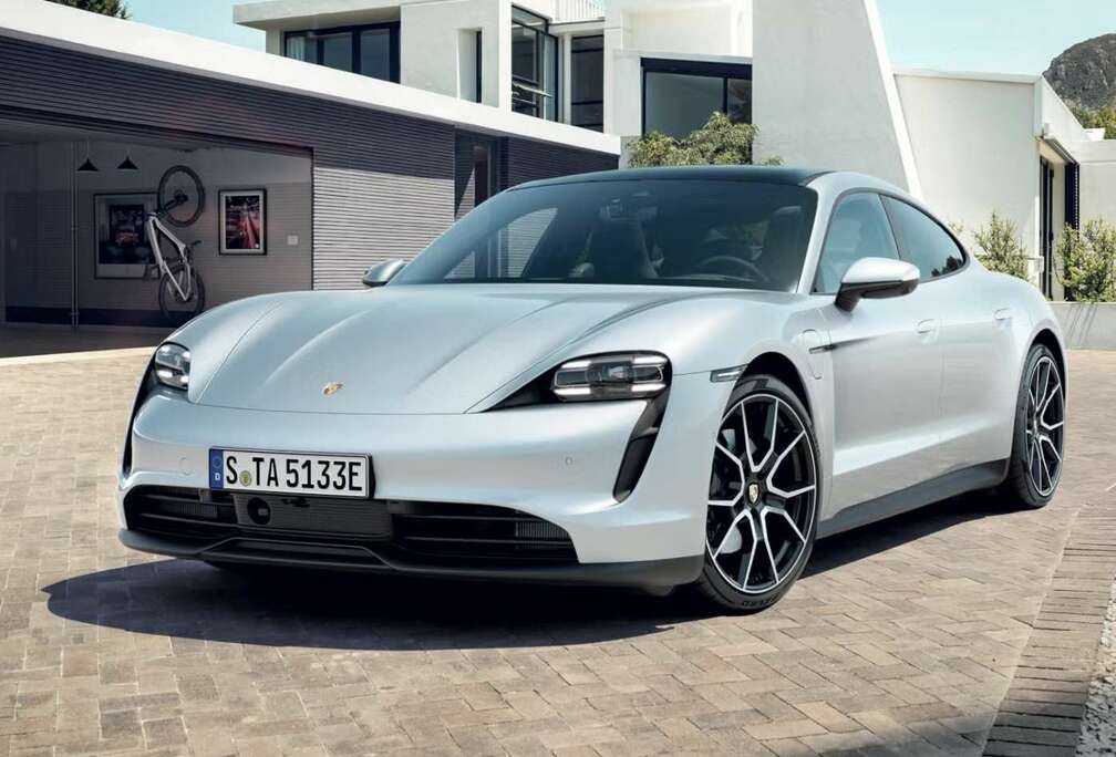 Porsche PerfBat+  21 RS   PassengerDisplay  SportChrono