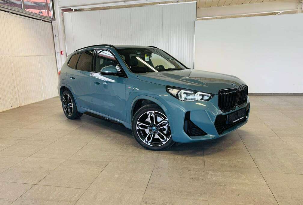 BMW XDRIVE 30e **M PAKKET **