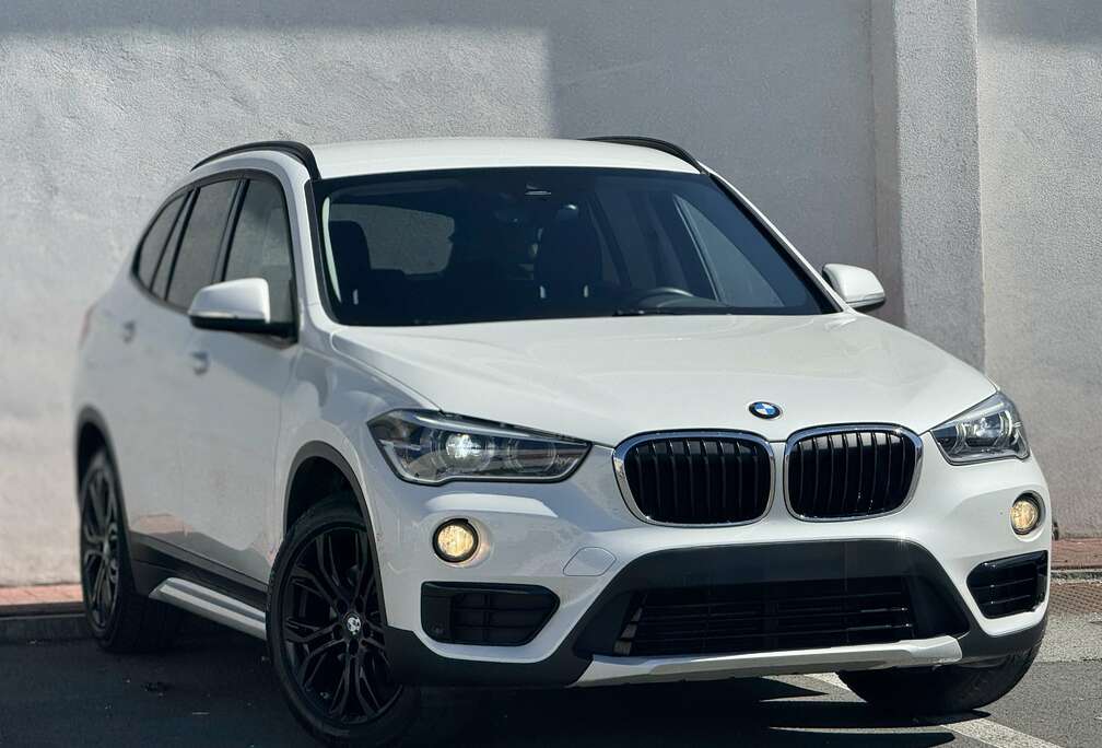 BMW xDrive 18d Sport//Led//NAV//