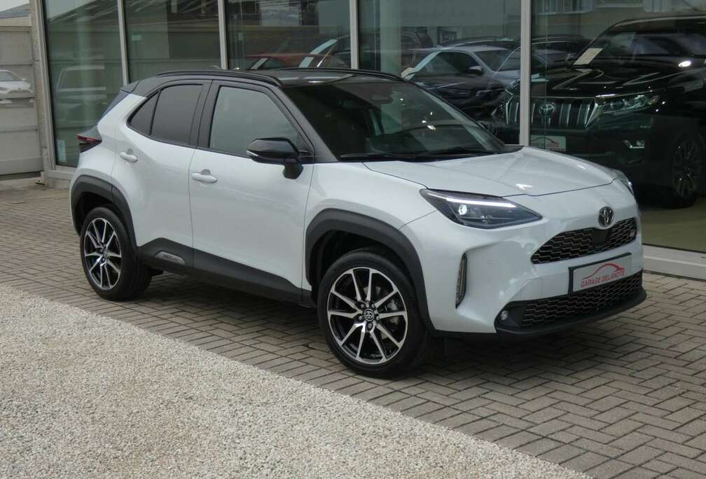 Toyota Hybrid GR SPORT +PANO +Head-up display +Dodehoek