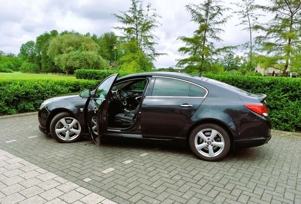 Opel Insignia 2.0 CDTi BiTurbo 4x4 Sport Start/St. DPF