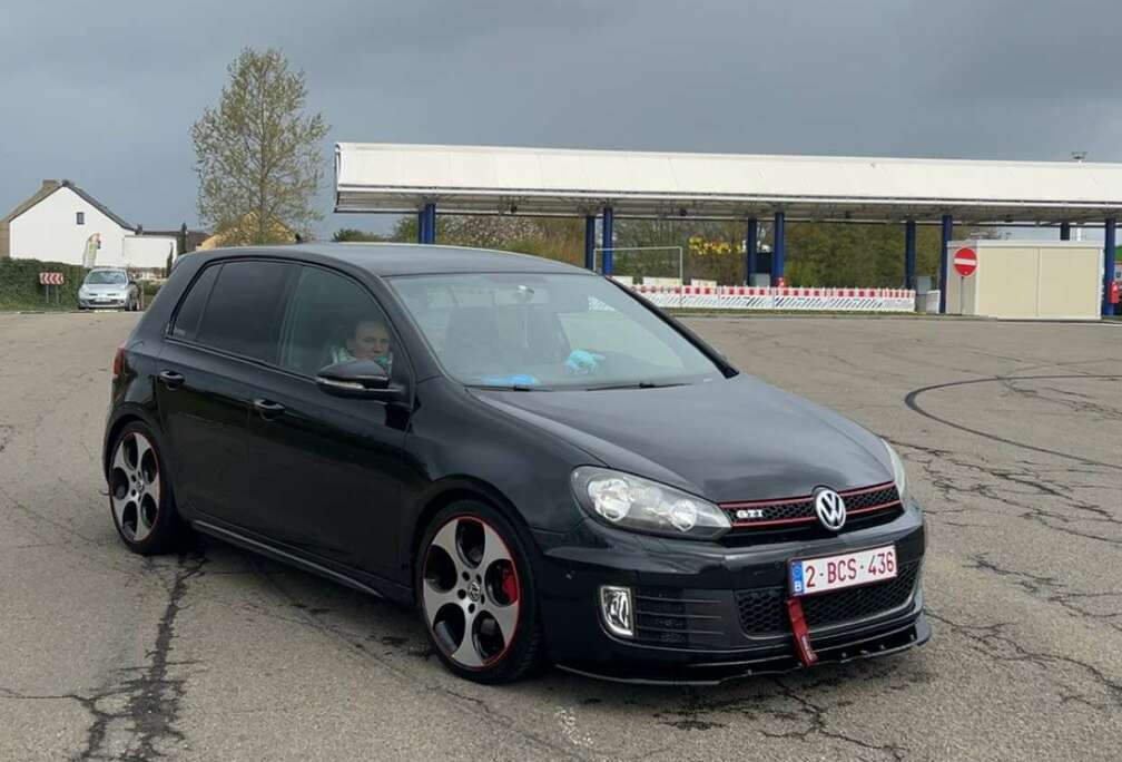 Volkswagen 2.0 TSI
