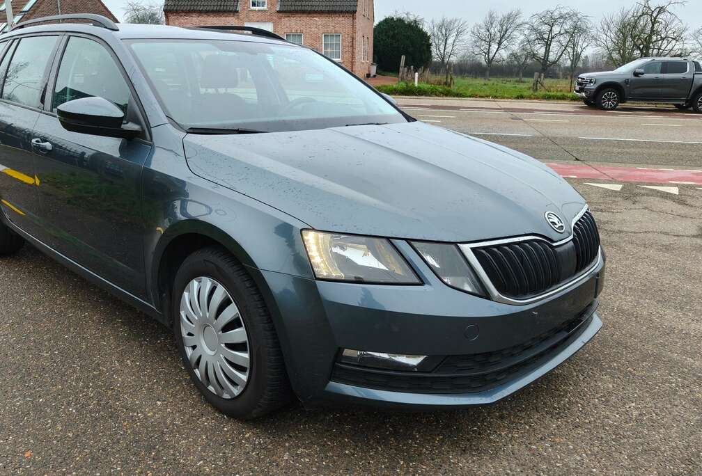 Skoda Octavia Combi 1.6 TDI  (EXPORT PRIJS)