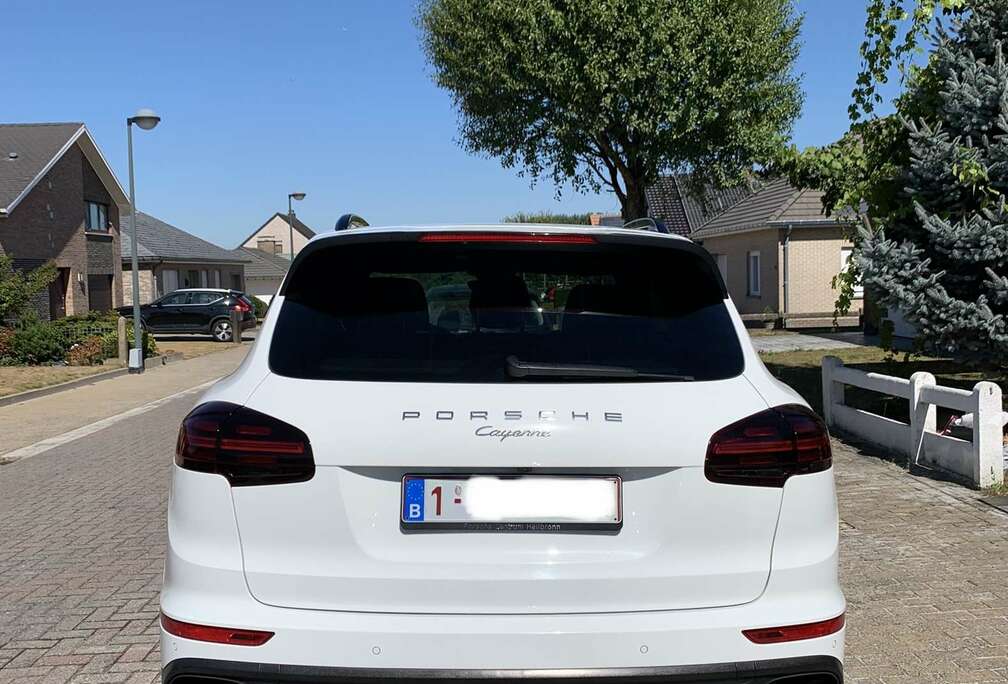 Porsche 3.0 TD V6 Platinum Edition Tiptronic S