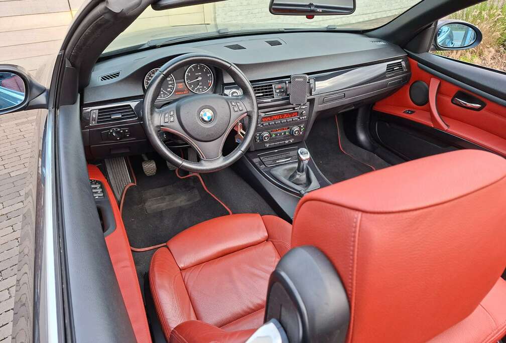 BMW 320i Cabrio