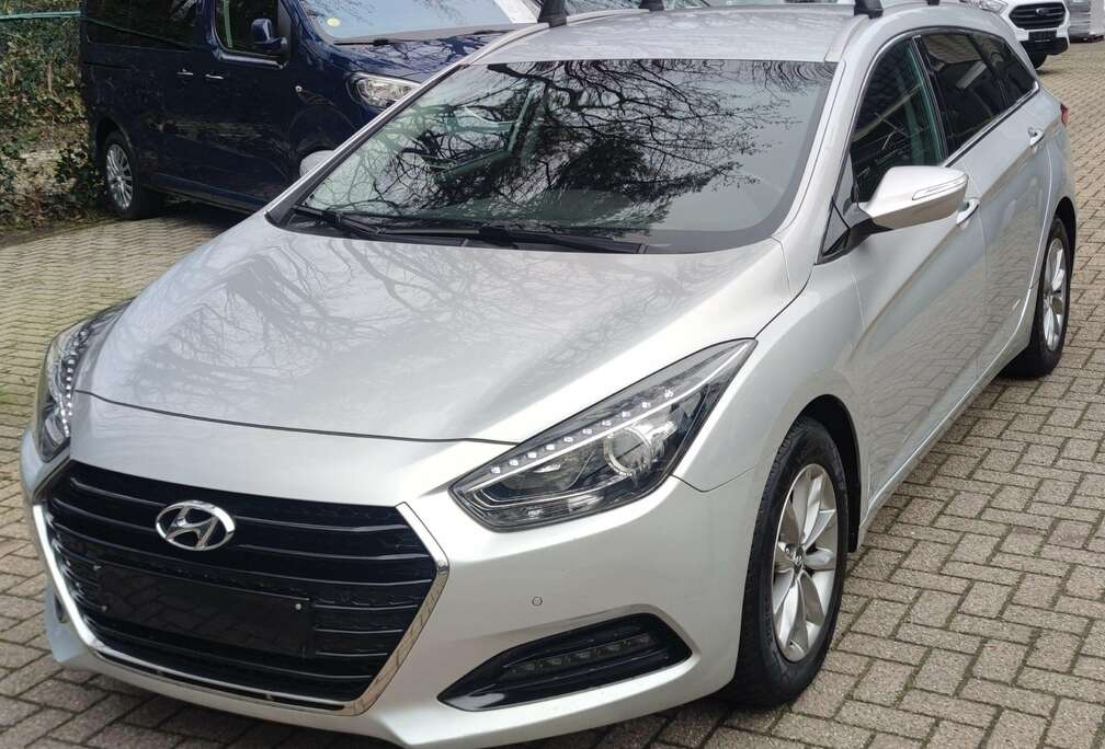 Hyundai i40 SW 1.6 GDi Style ISG