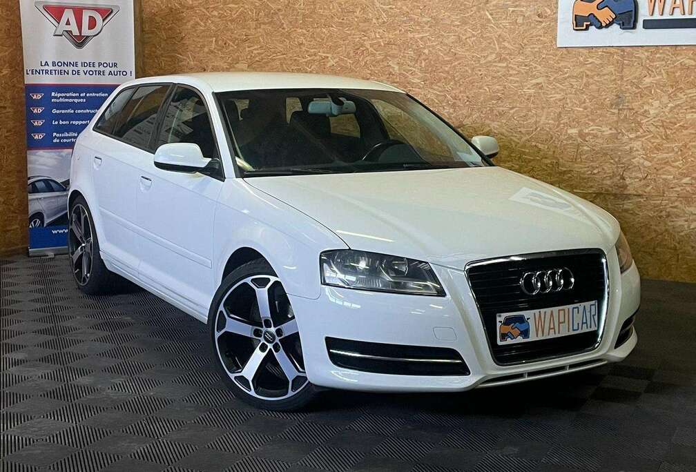 Audi 1.6tdi ** Sièges Cuir Chauffants