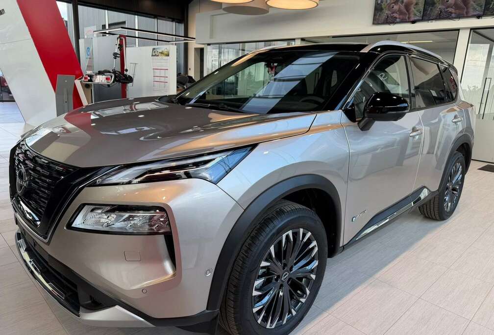 Nissan e-4ORCE 4WD Tekna Plus + 19 inch velgen + 7 zitplaatsen