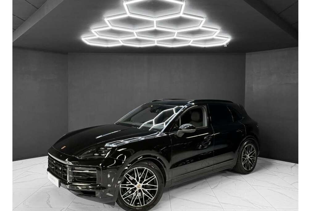 Porsche Passenger Disp. / BOSE / 360 / Matrix