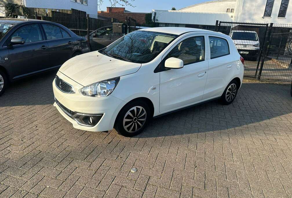 Mitsubishi Space Star 1.0i Inform