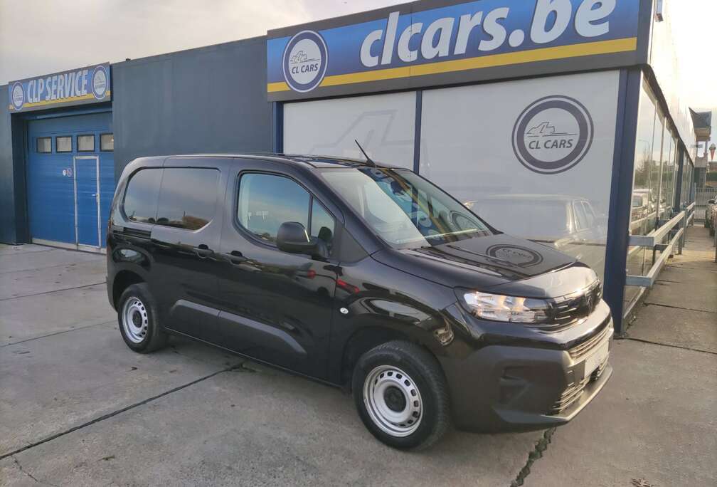 Peugeot 1.5HDi/L1/3pl/Carplay//Pdc/Cruise/Bluetooth