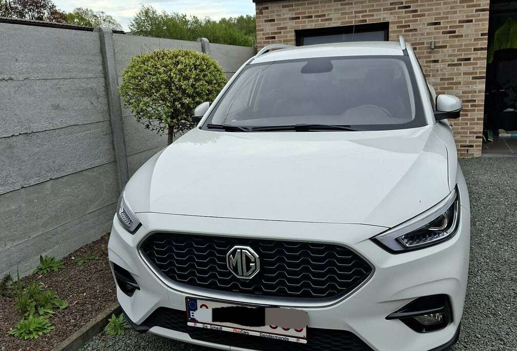 MG 1.0 T-GDi Luxury AT