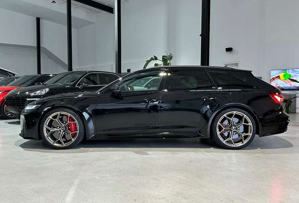 Audi NEW PERFORMANCE PLUS 630PK CERAM/PANO/RED/TREK-29%