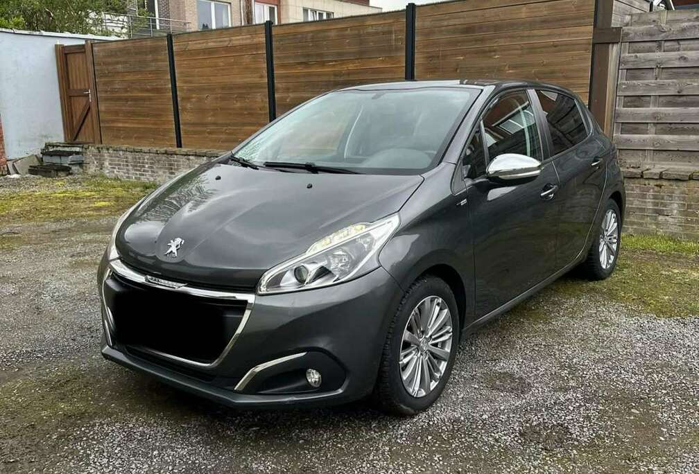 Peugeot 1.2 PureTech 82ch BVM5 Style