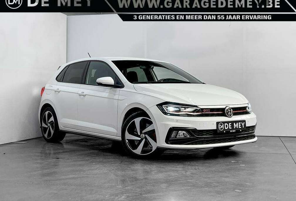 Volkswagen 2.0 TSI DSG / Carplay / Camera / Navigatie / ACC / Zetelverwarming