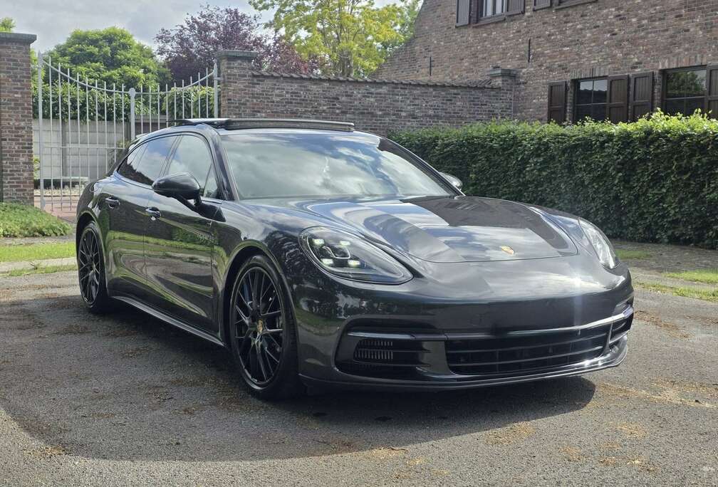 Porsche 4 e-Hybrid Sport Turismo 2.9 V6 Bi-T.PDK (340 kW)