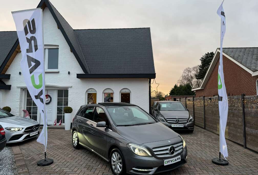 Mercedes-Benz BENZINE-FULL OPTION-NIEUWSTAAT:1STE EIG+OND MB