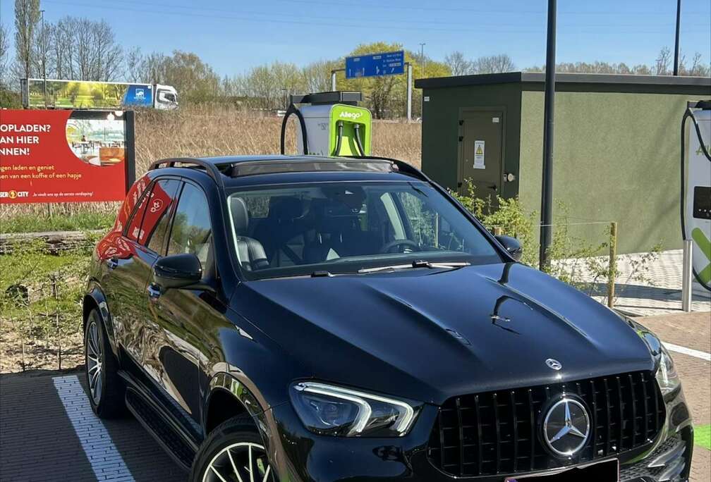 Mercedes-Benz de 4-Matic PHEV Business Solution