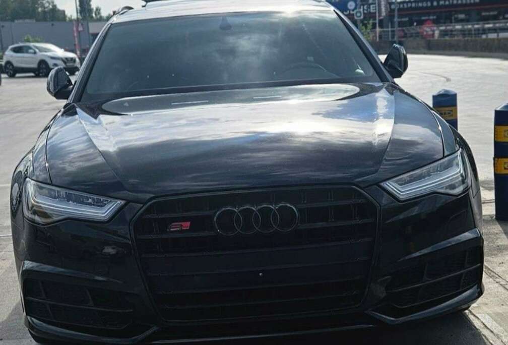 Audi AVANT 2.0 Tdi S LINE Black édition