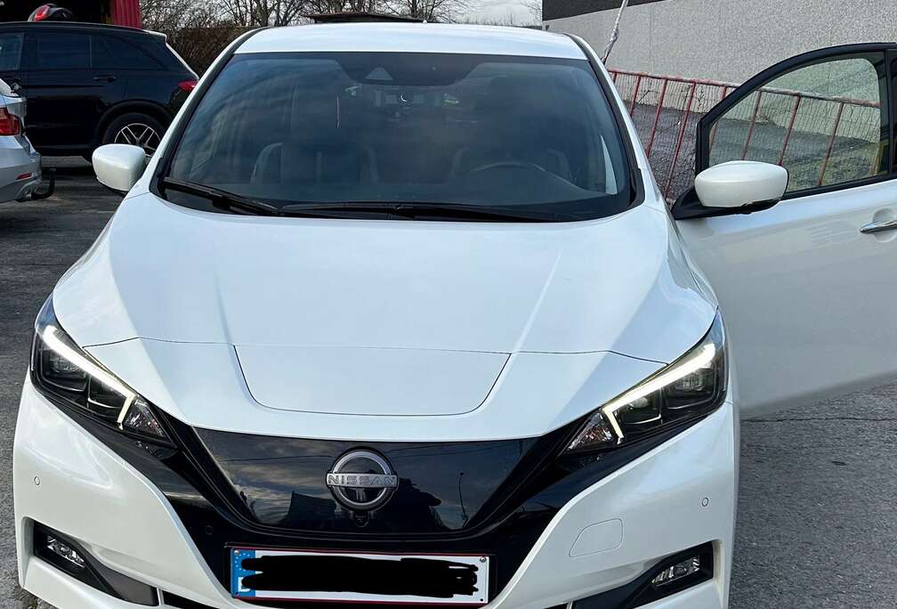 Nissan 62 kWh Tekna