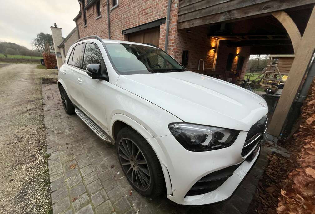 Mercedes-Benz GLE 350 e 4Matic 9G-TRONIC AMG Line