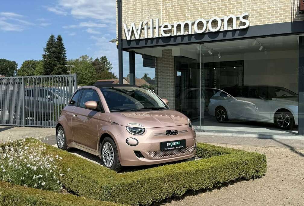 Fiat Cabrio 42 KwH *Camera*LED Koplampen*Apple CarPl...