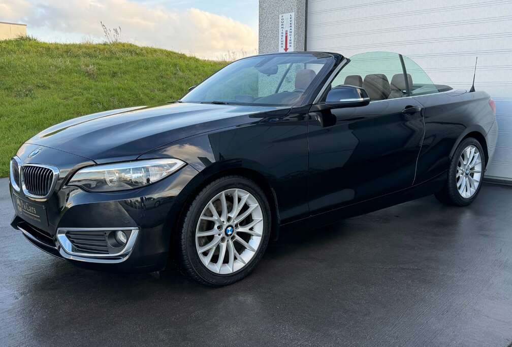 BMW Cabrio 220iAS *Pack M**Volantchauffant**Siègesélectriques*