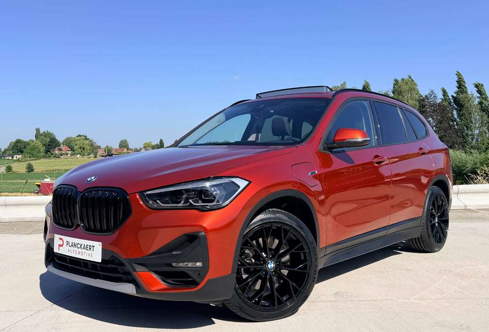 BMW PHEV 1.5iA xDrive25e OPF *Carplay/GPS/Headup/Pano Dak*