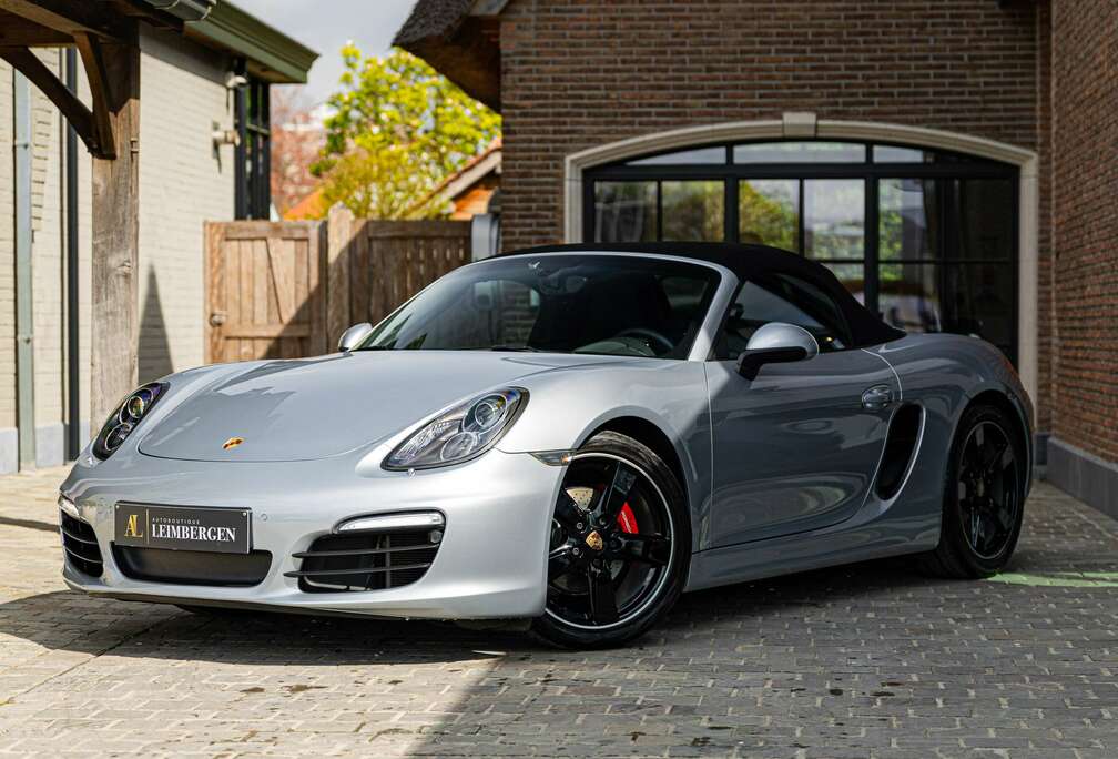 Porsche 2.7i PDK (981) / Stoelverwarming / Achteruitrijcamera / 1ste eigenaar / Sportstoelen (2-way)