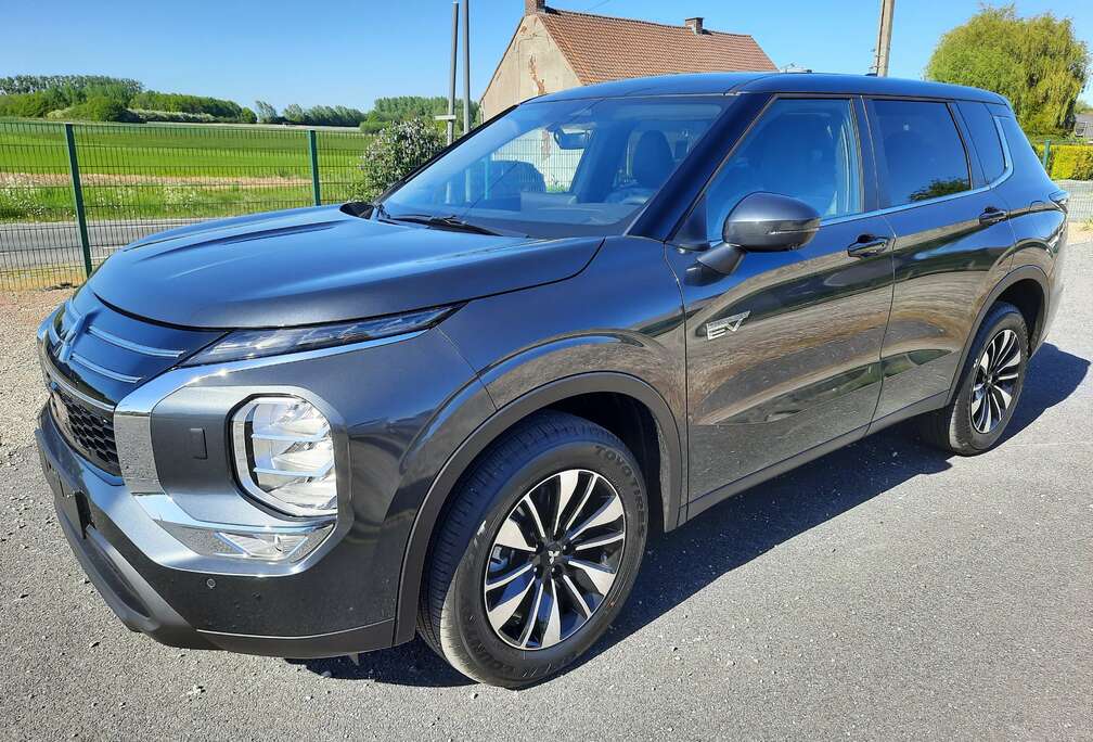 Mitsubishi Intense PHEV Nieuw  daginschrijving