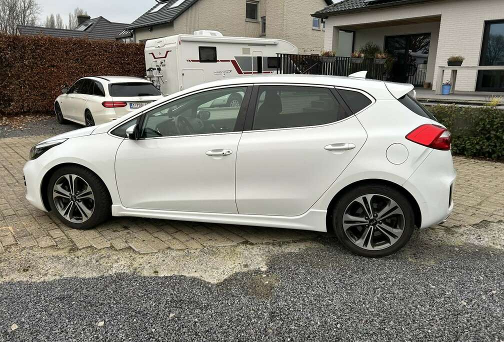 Kia Ceed 1.0 T-GDI ISG GT Line