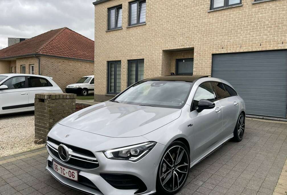 Mercedes-Benz Shooting Brake CLA 35 AMG