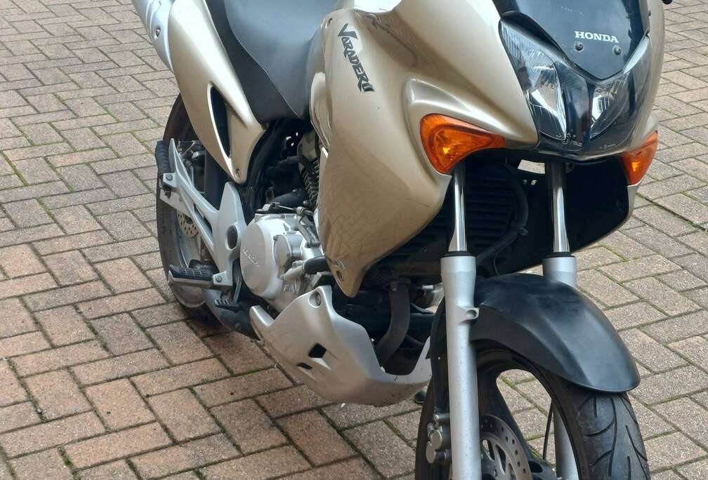Honda Varadero 125