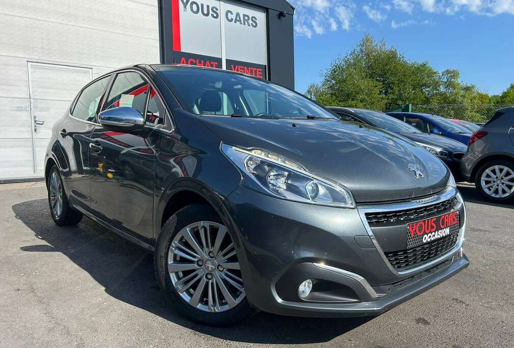 Peugeot 1.2 PureTech 82ch BVM5 Style