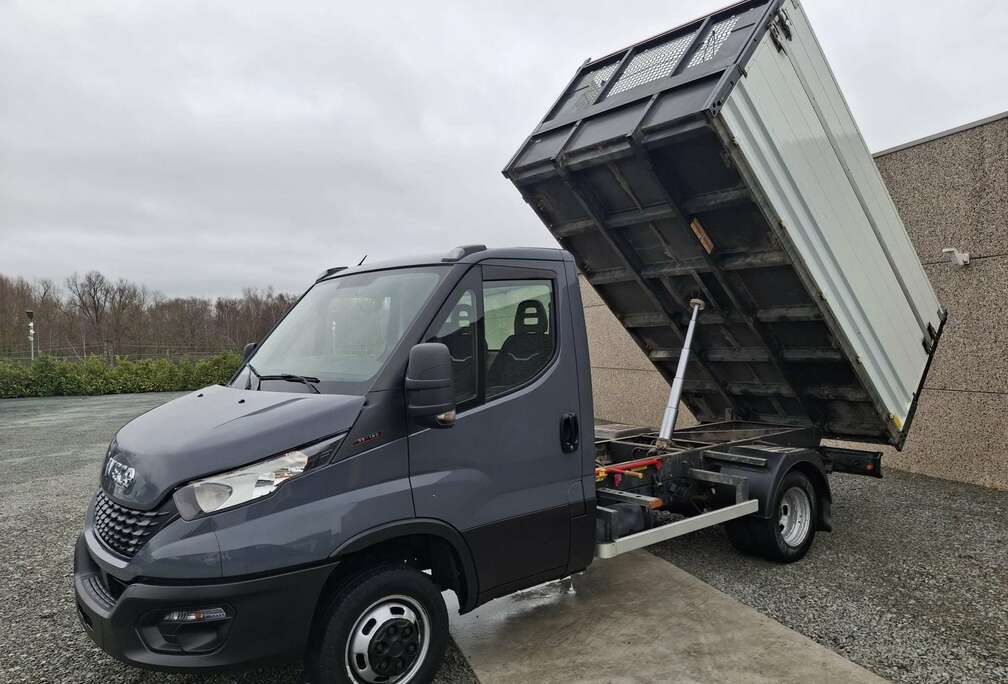 Iveco 35C18 3.0 benne basculante