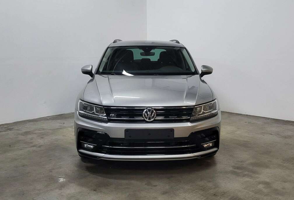 Volkswagen 1.4 TSI * R-LINE * CARPLAY * CAMERA * LED * 19\' ALU *