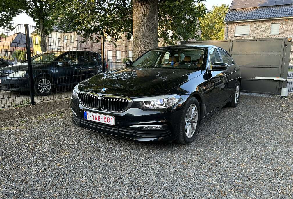 BMW iA (G30)