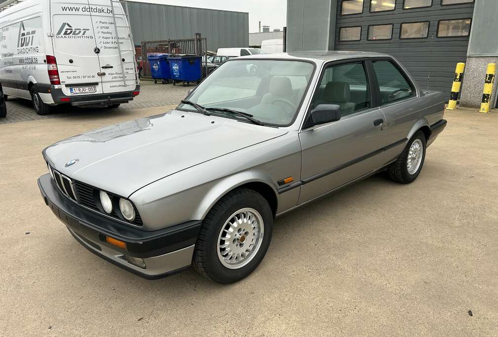 BMW 320 i TOP TOESTAND ZIE FOTO\'S ORG LAK